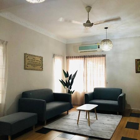 Fateh Homestay - Muji Concept Family House Rawang Dış mekan fotoğraf