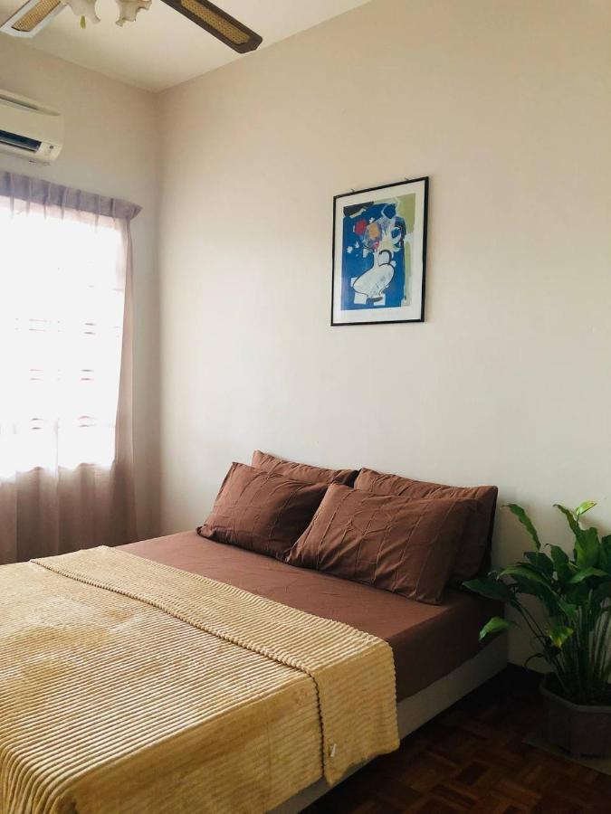 Fateh Homestay - Muji Concept Family House Rawang Dış mekan fotoğraf