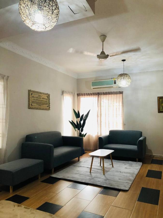 Fateh Homestay - Muji Concept Family House Rawang Dış mekan fotoğraf